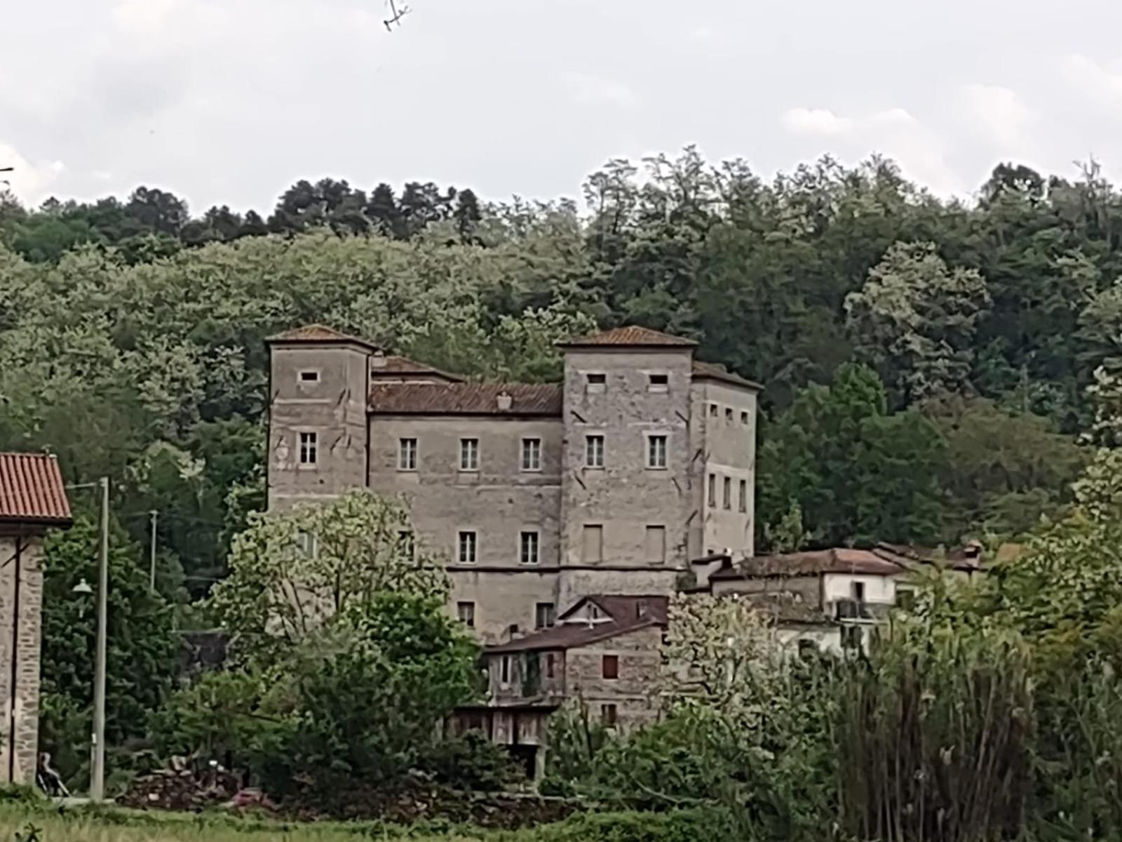 Castello Di Pontebosio Luxury Resort Licciana Nardi Экстерьер фото